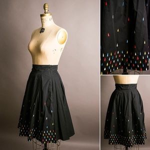 Eshakti embossed raindrop skirt in M/8